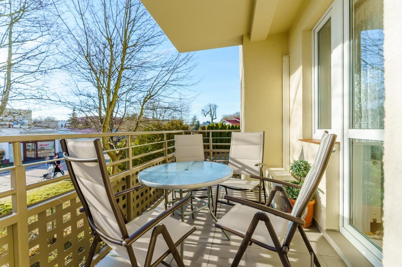 Apartament Klonowa Kołobrzeg Esterno foto