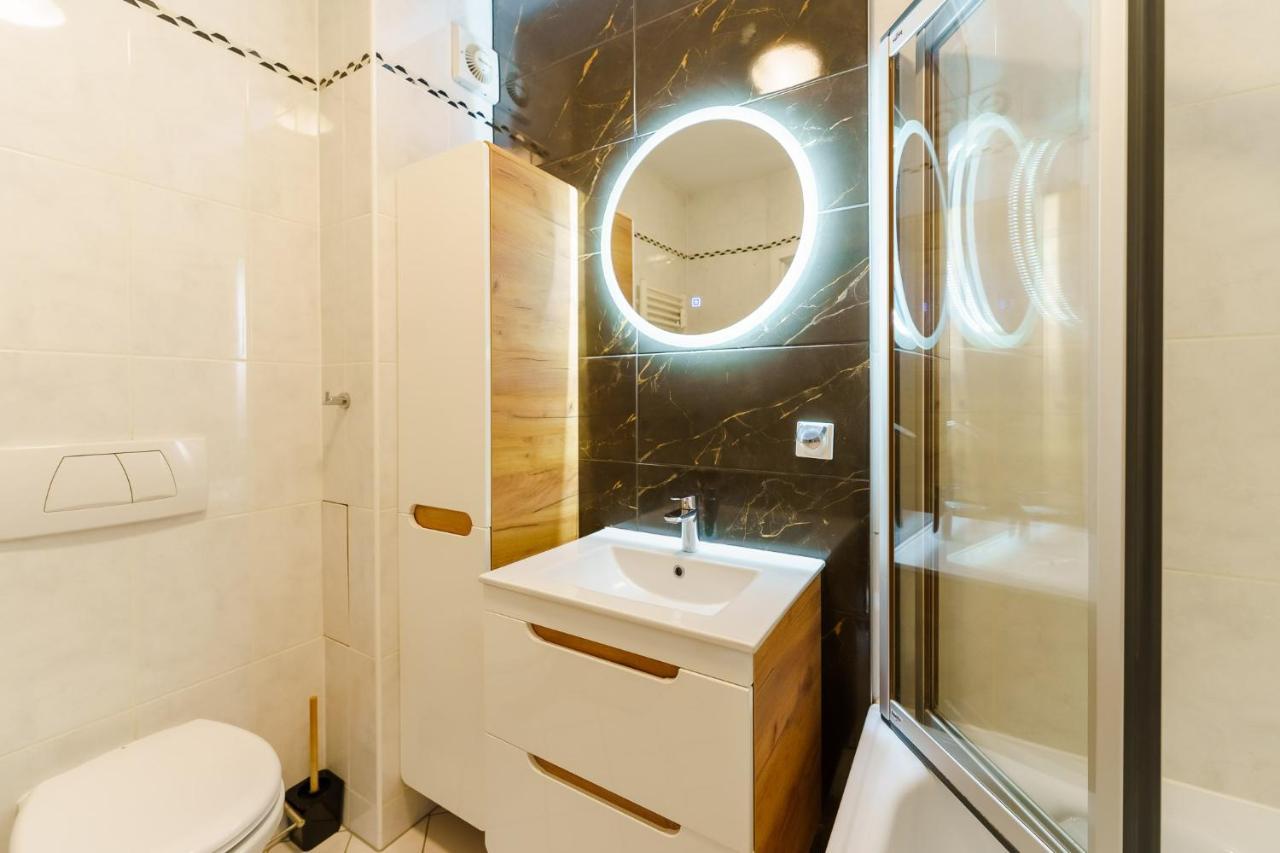 Apartament Klonowa Kołobrzeg Esterno foto